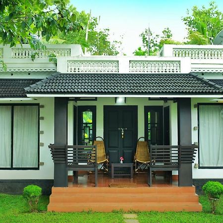 Mayas Beach House Mararikulam Kültér fotó